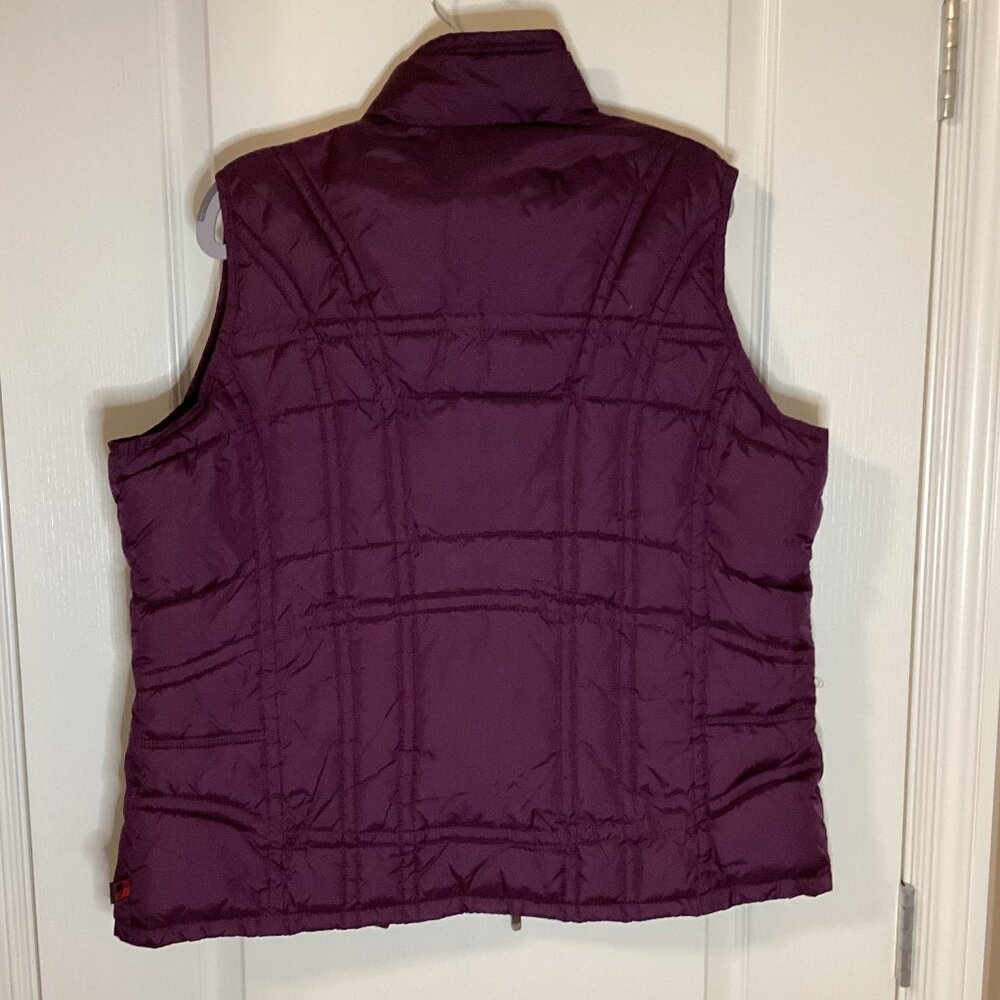Woolrich Women's Quilted Puffer Vest Dark Wineberry Full Zip Size L Pockets Warm - Picture 6 of 9